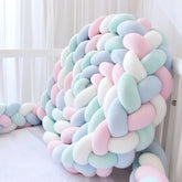 Coussin tressé bébé fait main, idéal dès la naissance
